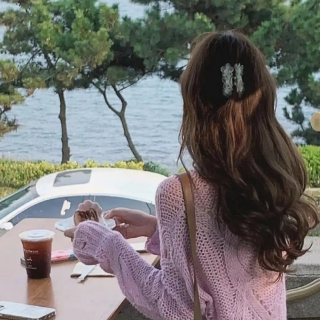 破茧威龙海报